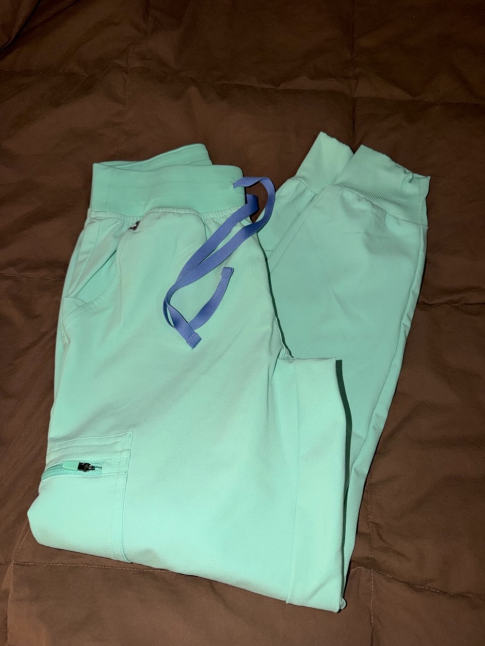 Figs women’s Zamora Mint Green Jogger Pants with Blue Drawstring